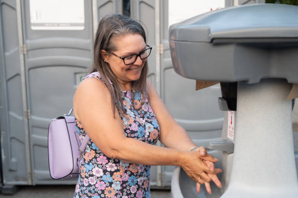 Best Porta potty delivery and setup  in Covington, VA